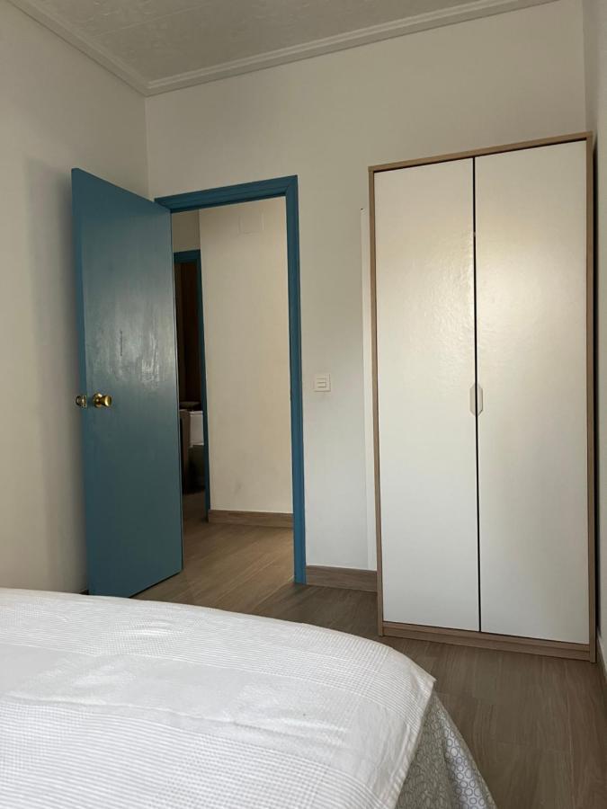 Modernized 3-Bedroom Flat 500M To The Beach 瓦伦西亚 外观 照片
